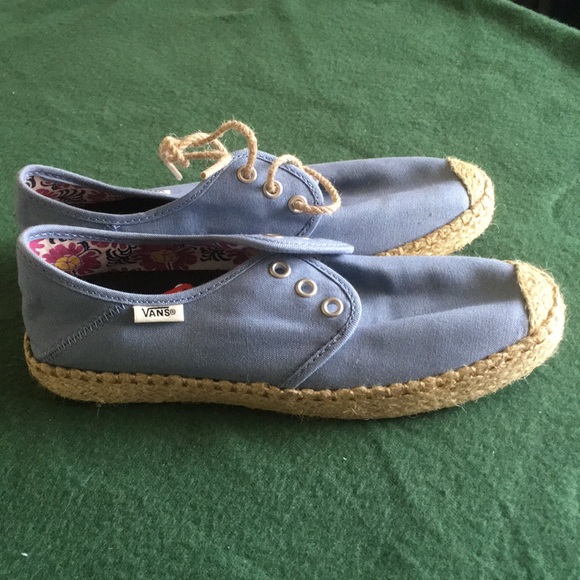 Vans - Picture 4 of 4